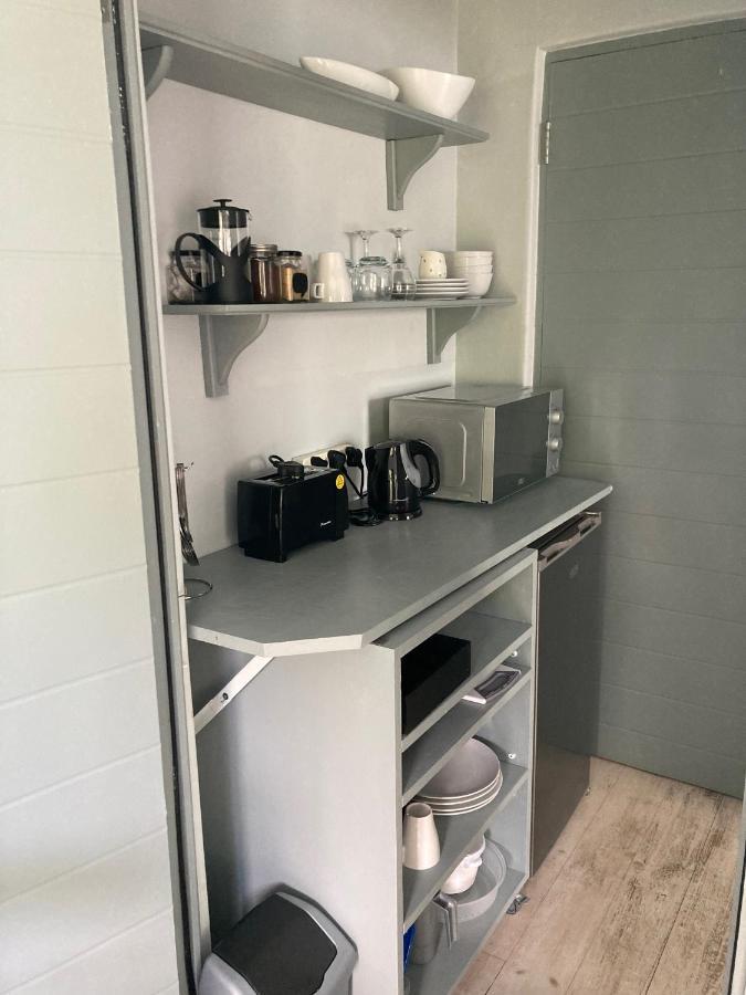 Selkie - Two Restful Near & Restaurants * Noordhoek